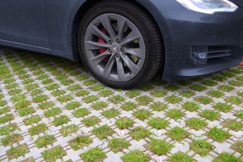 Kiezen voor kwaliteitsvolle gras- en grindplaten voor een duurzame buitenaanleg