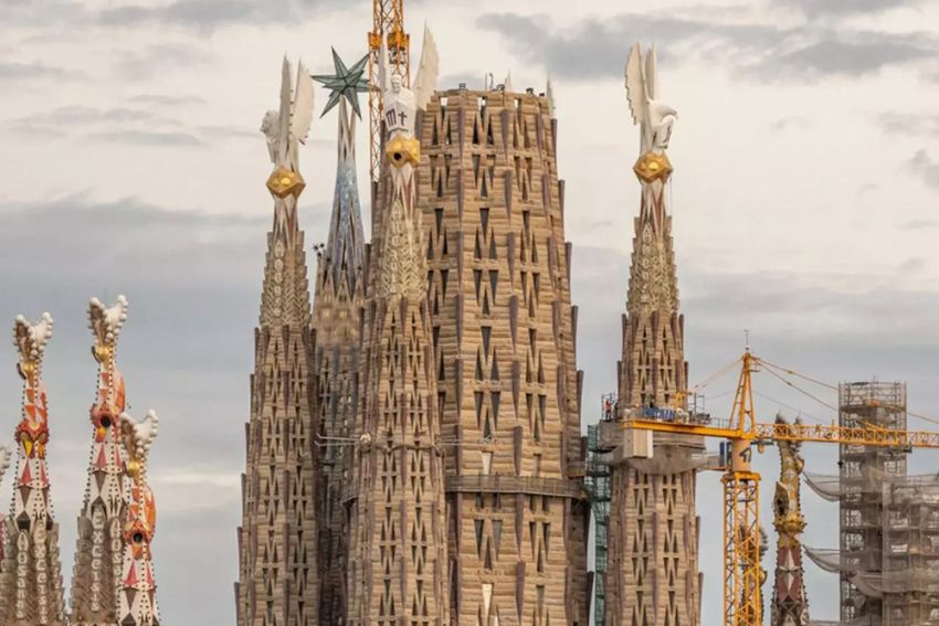 De Sagrada Familia zal klaar zijn in 2026