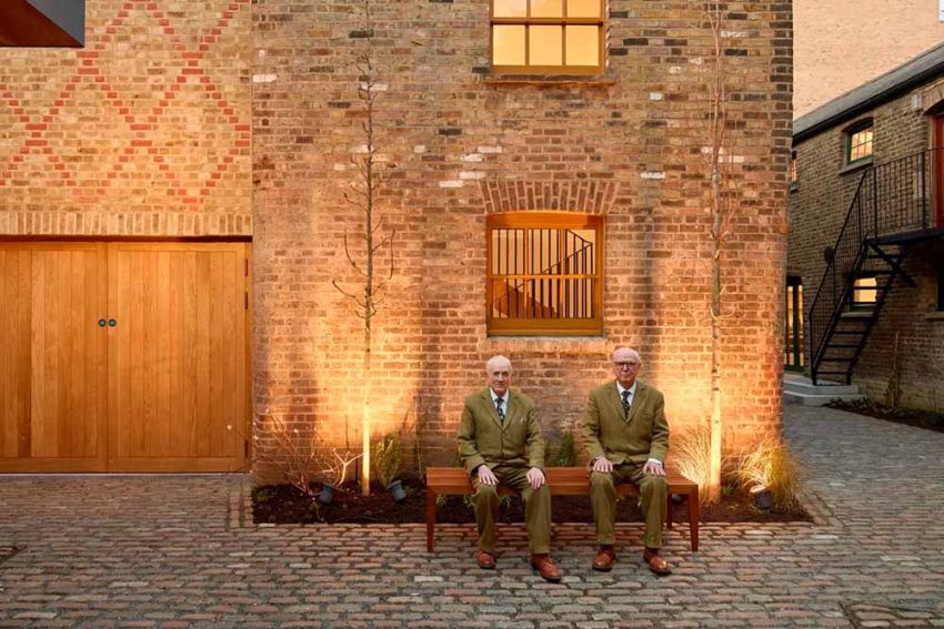 Gilbert & George openen galerie in voormalige brouwerij