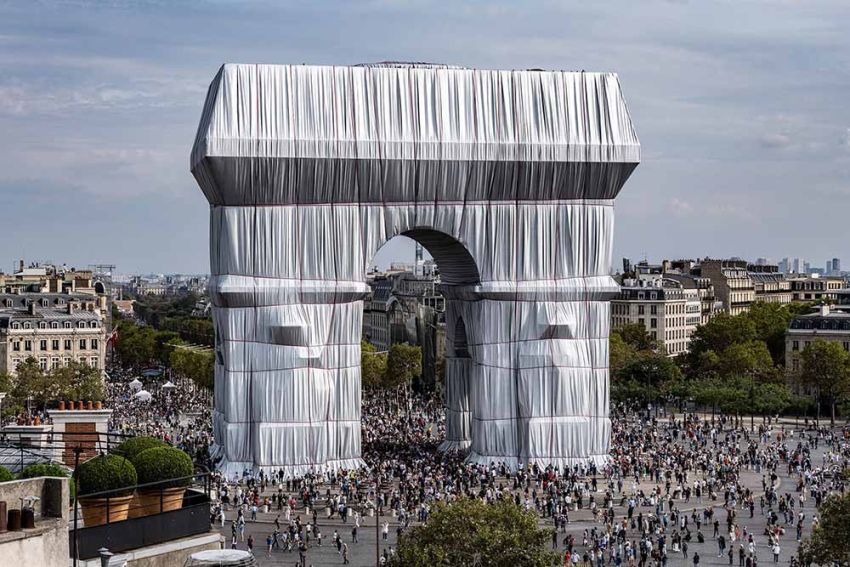 Parley recyclet Christo en Jeanne-Claude’s L’Arc de Triomphe Wrapped