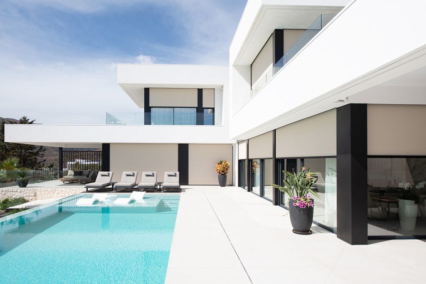 Luxueuze vakantievilla met weids uitzicht en aangenaam binnenklimaat